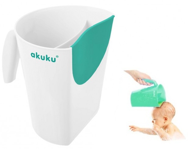 Hrnek na oplachování šampónu Akuku bílý – dětský oplachovací hrnek