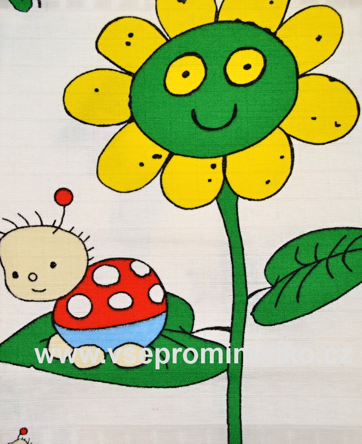 Plenková osuška Libštát 90 × 100 cm – kytička s beruškou | Bavlněná plenková osuška pro miminko 🌸🐞