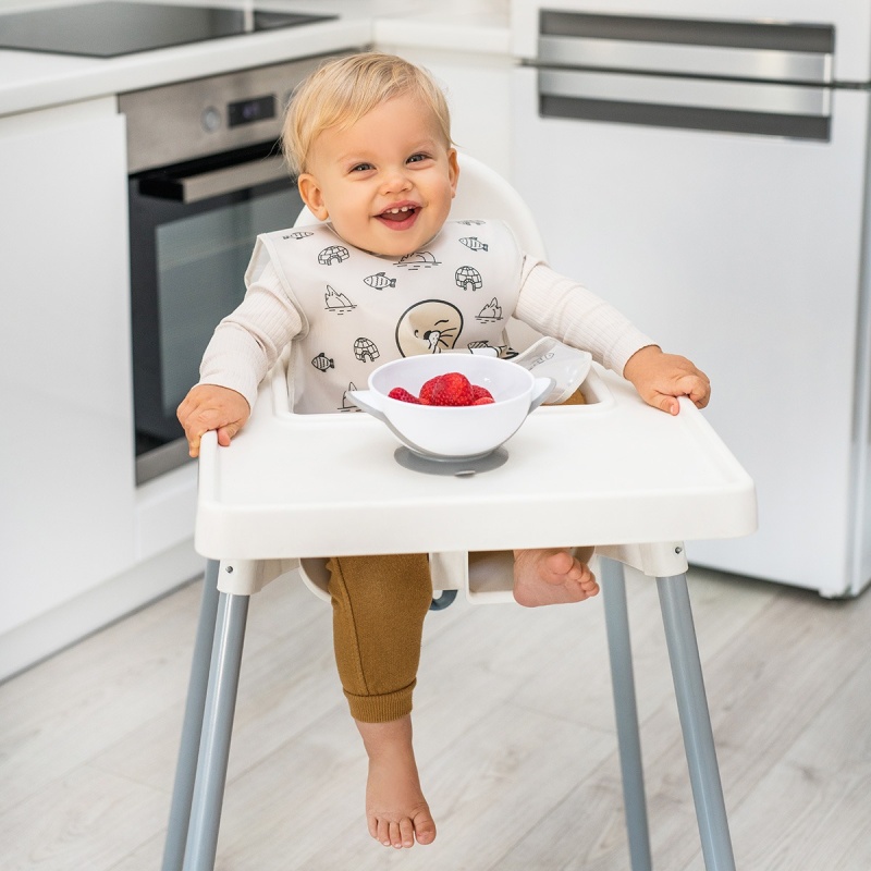 Dětská jídelní miska se lžičkou a přísavkou Baby Ono bílo-šedá