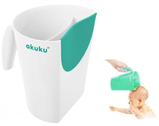 Hrnek na oplachování šampónu Akuku bílý – dětský oplachovací hrnek