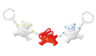 Plastová chrastící šňůra do kočárku Tullo medvídek s králíčkem