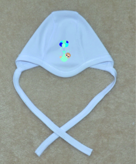 Kojenecká čepička Gama bílá, chlapeček s balónky