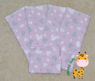 Kojenecké látové pleny s potiskem New Baby srdíčka na růžové