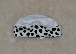 Dívčí sametový klobouček Emko bíločerný Výprodej